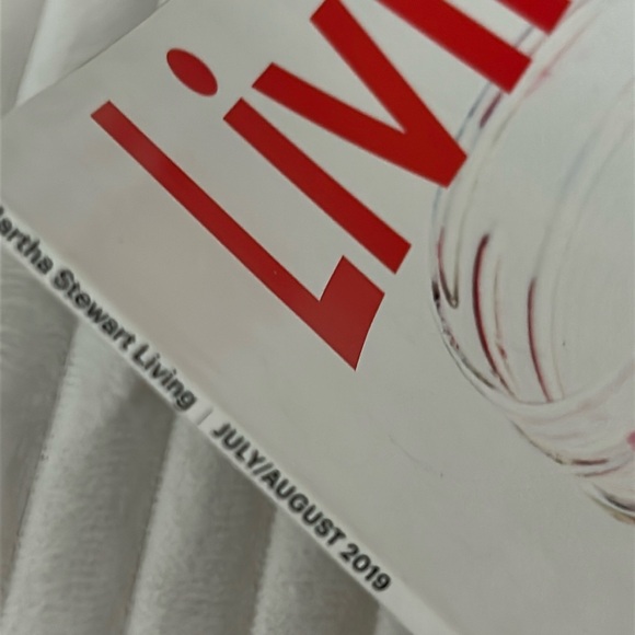 July / August 2019 Issue Martha Stewart Living Magazine - Picture 14 of 16